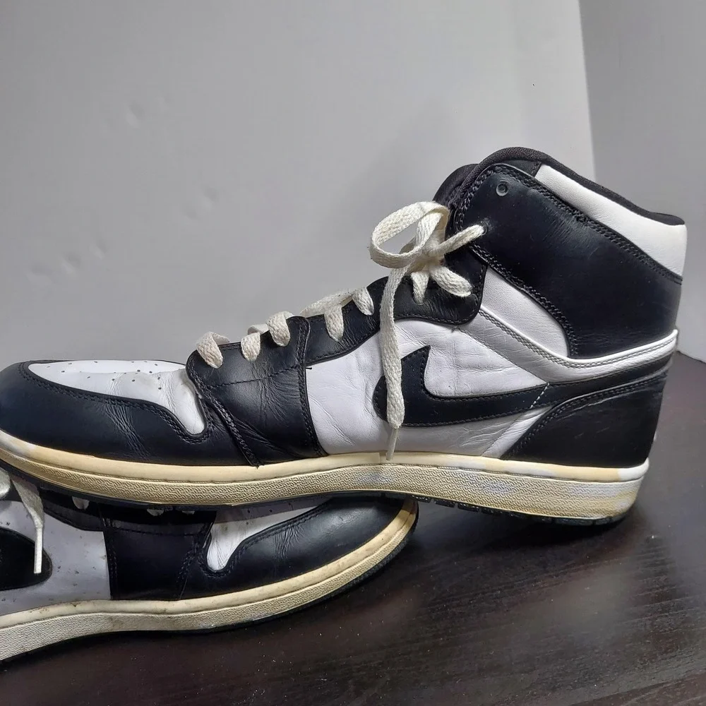 Nike Air Jordan 1 Retro‎ High Shoes Mens Size 15 Black White Panda 332550-011